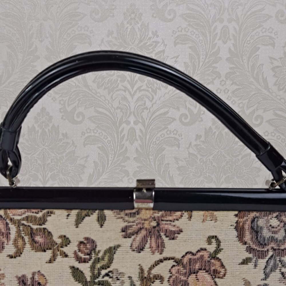 Dover 1950's Needlepoint Tapestry Frame Handbag Patent Top Handle Top Clasp Vtg - Picture 4 of 14